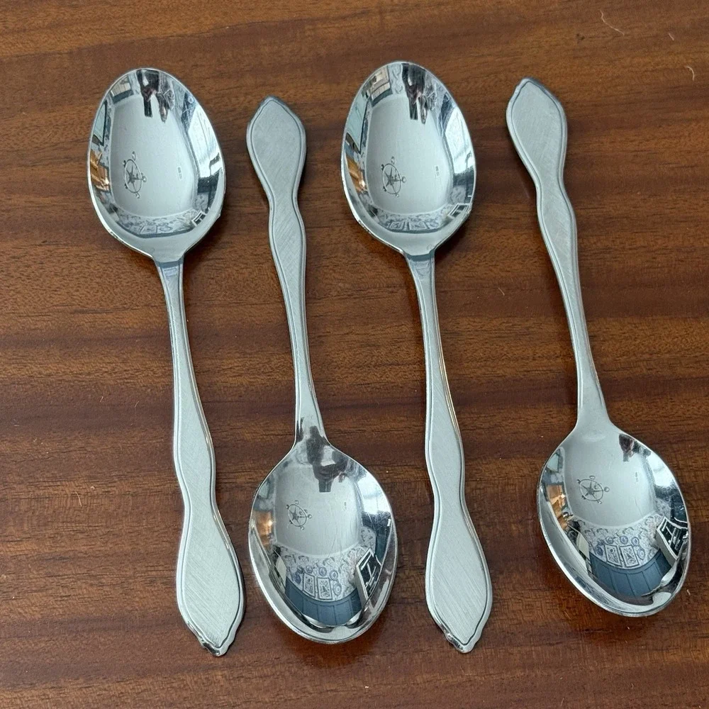 1881 Rogers Stainless Oneida Ltd TWILIGHT Flatware 8‎ piece lot spoons knife